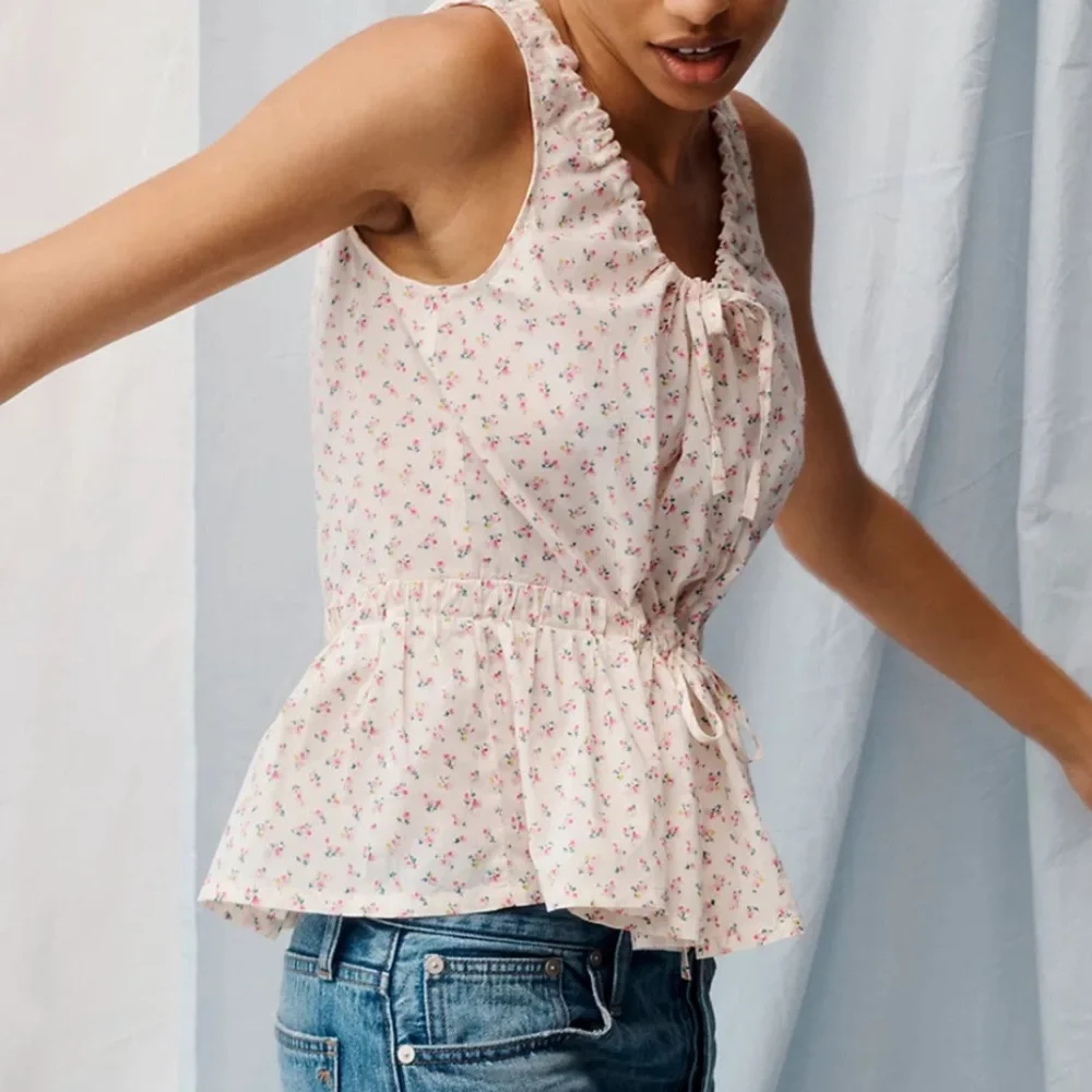 Madewell Shirred Drawstring Tank Top in Bright Buds - Picture 3 of 10